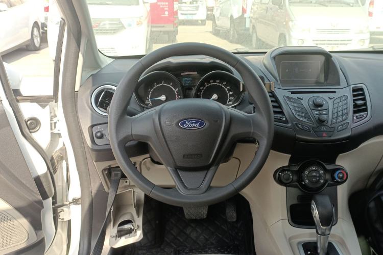 Used Ford Fiesta 2013 Sedan 1.5L Automatic Fashion Edition