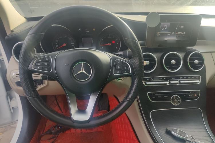 Used Mercedes-Benz C-Class 2016 C 200 L Sport Edition
