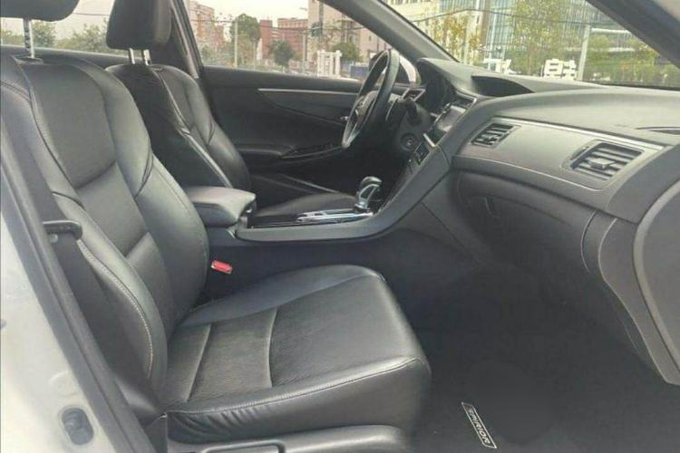 Used Honda Spirior 2015 2.0L Prestige Edition
