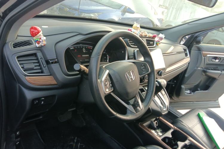 Used Honda CR-V 2017 240TURBO CVT Front-Wheel Drive Fashion Edition