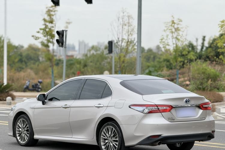 Used Toyota Camry 2018 Dual-Engine 2.5 HG Luxury Edition
