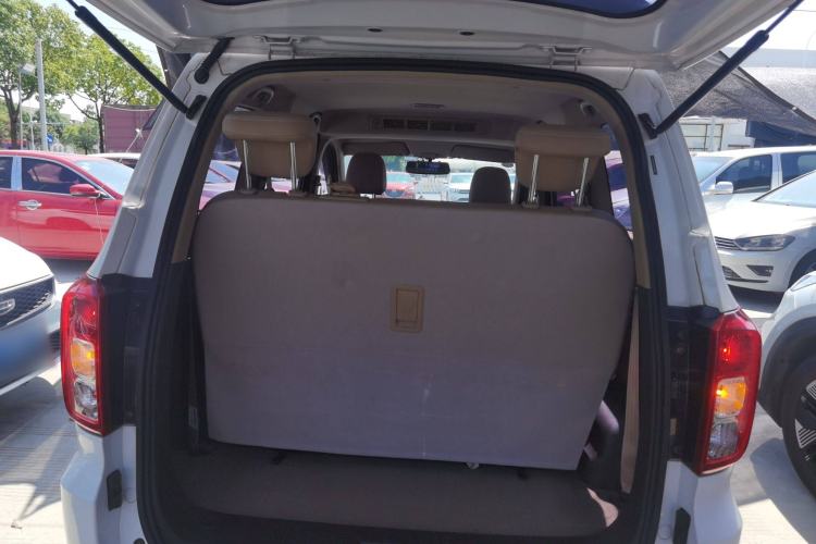 Used Wuling Hongguang 2019 1.5L S Comfort Edition China VI LAR
