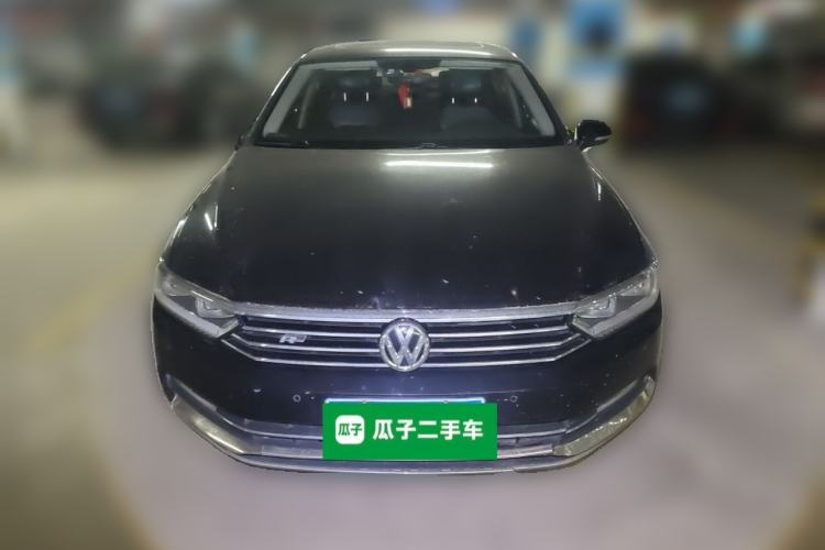 Used Volkswagen Magotan 2017 330TSI DSG Luxury Model
