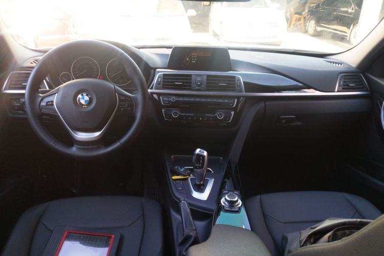 Used BMW 3 Series 2016 320Li Fashion Model
