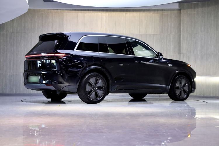 Used Li Auto L8 2024 PRO Model
