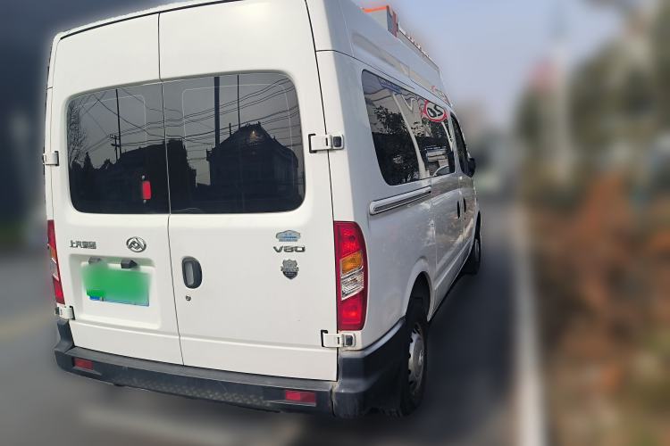 Used SAIC MAXUS Xintu V80 2019 2.5T Classic Edition 6-Speed Manual – Aoyuntong Short Wheelbase Mid-Height Design 5/6 Seats