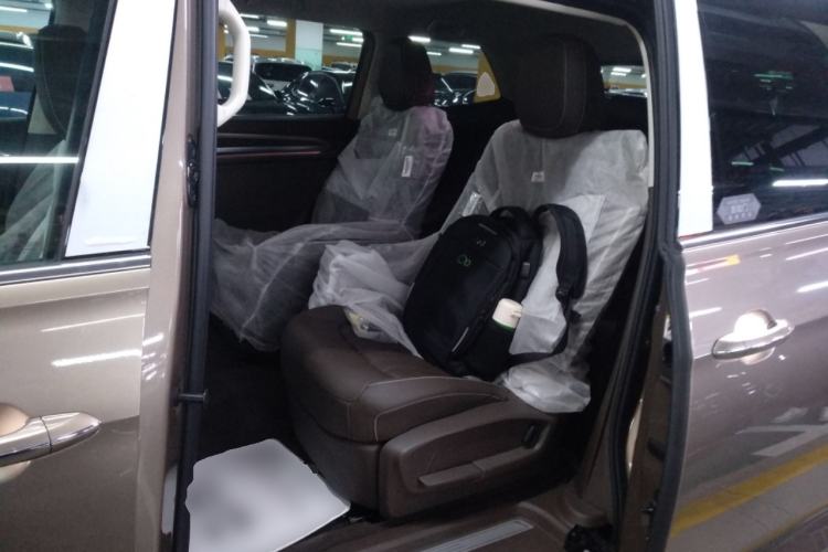 Used Volkswagen Viloran 2020 330TSI Luxury Edition
