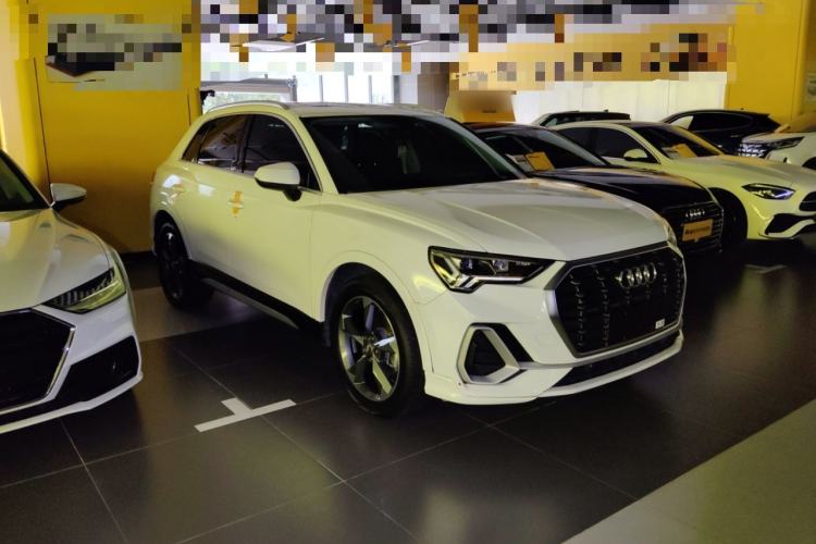 Used Audi Q3 2021 35 TFSI Fashion Dynamic Model