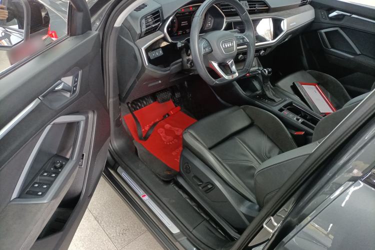 Used Audi Q3 Sportback 2022 40 TFSI Fashion Model
