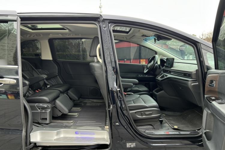 Used Honda Odyssey 2024 2.0L eHEV Sharp·Luxury Edition
