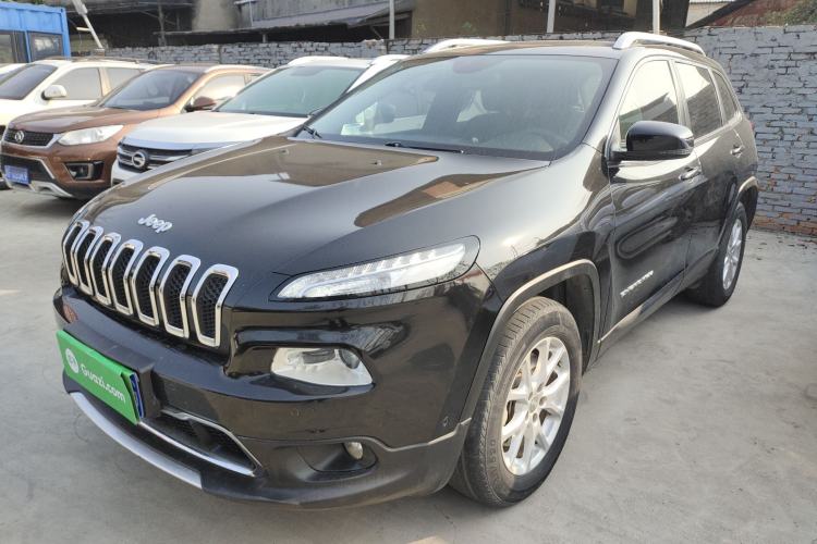 Used Jeep Cherokee 2016 2.4L Professional Smart Version