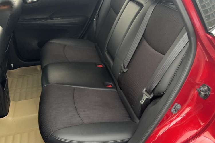 Used Nissan Tiida 2014 1.6L CVT Smart Model
