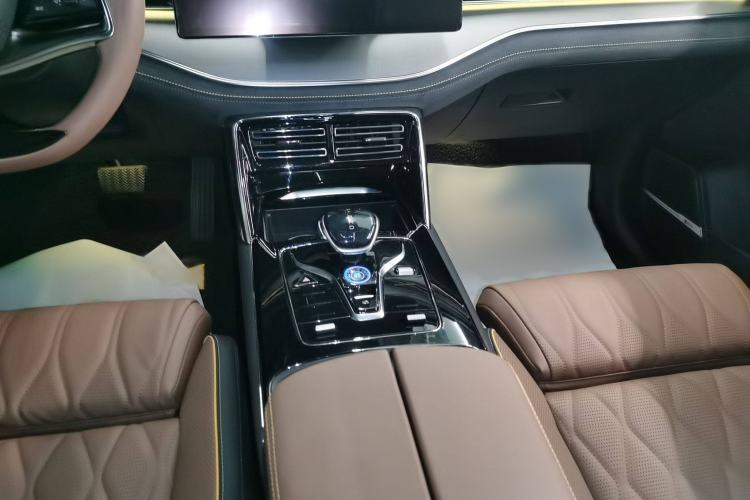 Used BYD Tang New Energy 2021 DM-i 112KM Prestige Model
