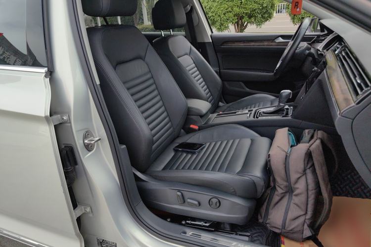 Used Volkswagen Magotan 2019 330TSI DSG Luxury Version China VI Standard
