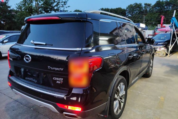 Used GAC Trumpchi GS8 2017 320T Two-Wheel Drive Luxury Smart Connectivity Version (7 Seats)