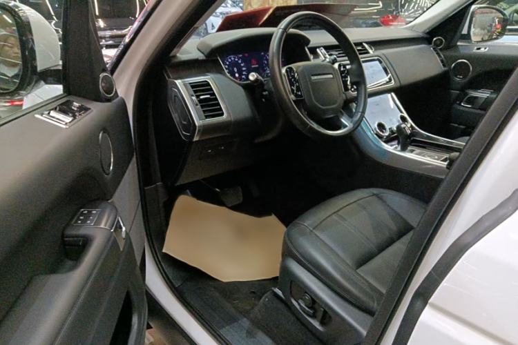 Used Land Rover Range Rover Sport 2021 3.0 L6 SE
