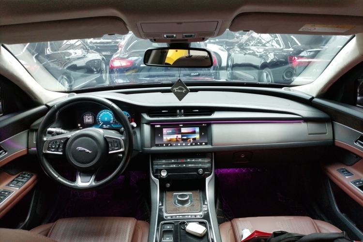 Used Jaguar XFL 2018 XFL 2.0T 250 PS Luxury Edition