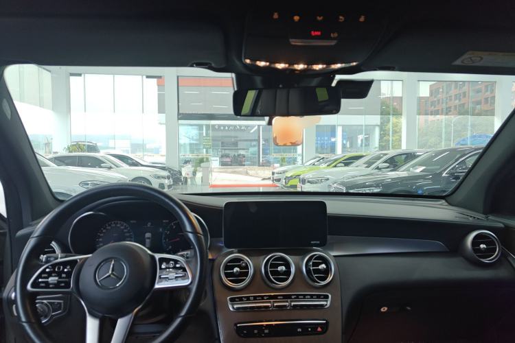 Used Mercedes-Benz GLC 2020 GLC 300 L 4MATIC Dynamic Edition
