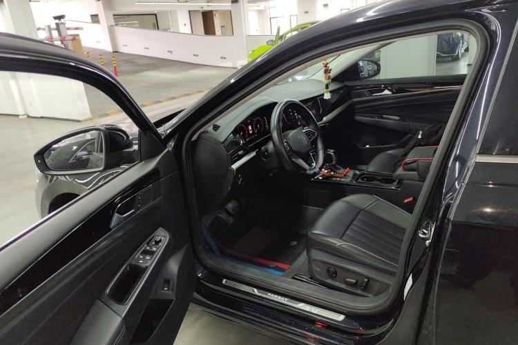 Used Volkswagen Passat 2023 330TSI Elite Edition
