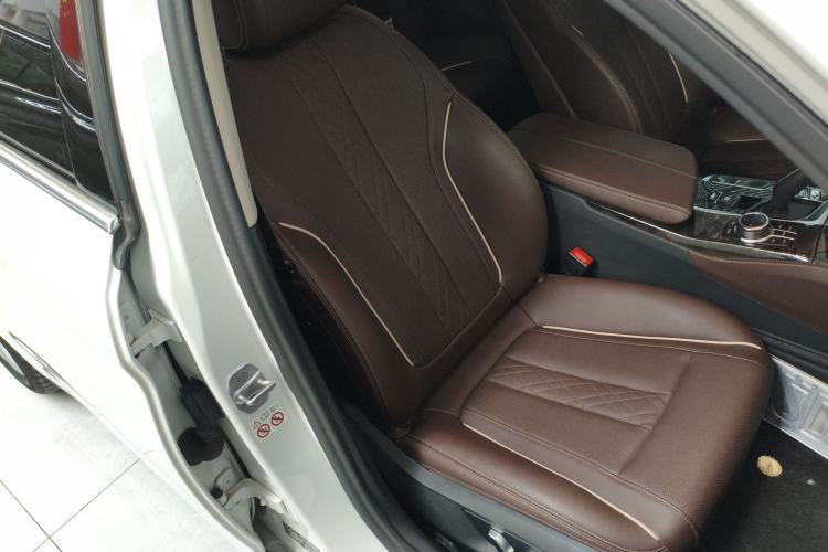 Used BMW 5 Series 2022 Restyled 525Li Luxury Package
