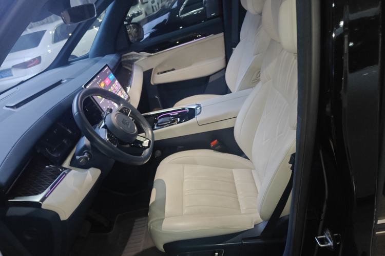 Used Zeekr 009 2022 WE Edition
