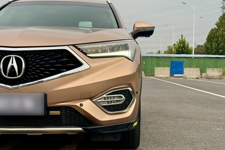 Used Acura CDX 2016 1.5T Two-Wheel Drive Deluxe Edition
