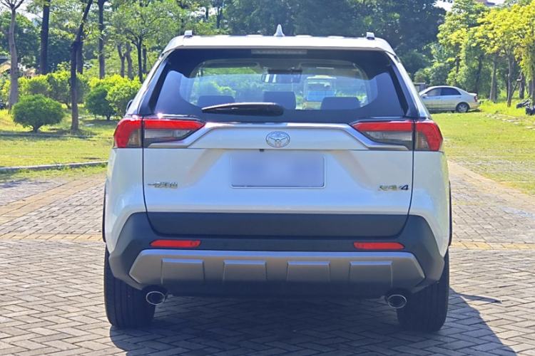 Used Toyota RAV4 2024 2.0L CVT Two-Wheel Drive Fashion Plus Edition