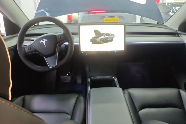 Used Tesla Model Y 2024 Long-Range All-Wheel-Drive Version
