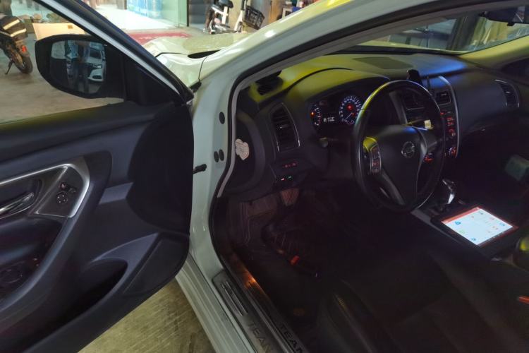 Used Nissan Teana 2015 2.0L XL Upper Champions League Tech Edition
