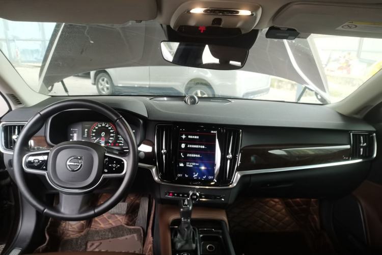 Used Volvo S90 2018 T4 Zhiyuan Edition
