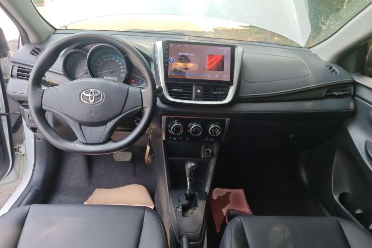 Used Toyota YARiS L 2016 Revised 1.5E CVT Charming Edition
