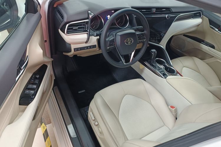 Used Toyota Camry 2019 Revised Version 2.5G Luxury Edition
