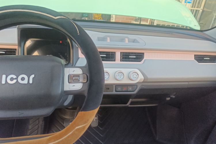 Used Chery QQ Ice Cream 2022 120km Conical Shape Lithium Iron Phosphate
