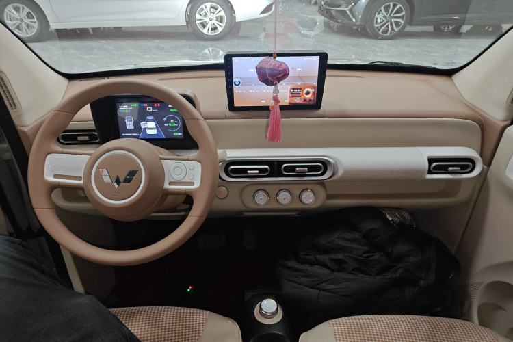 Used Wuling Hongguang MINIEV 2024 3rd Generation 215km Youth Edition