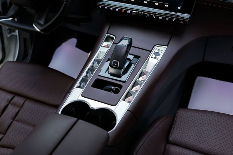 Used  7 2018 45THP Opera Edition
