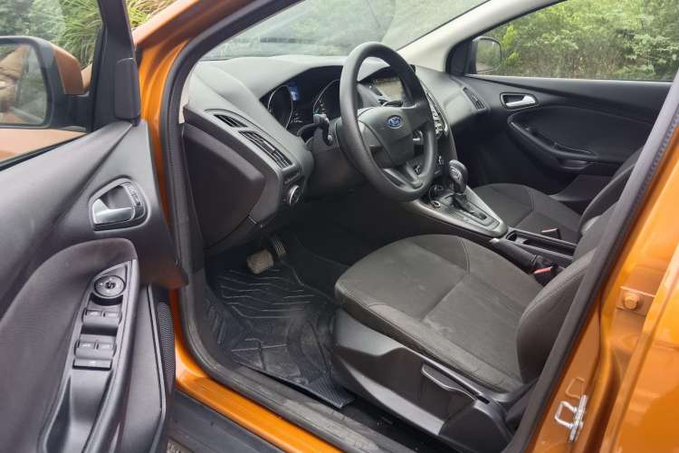 Used Ford Focus 2015 Hatchback 1.6L Automatic Comfort Model
