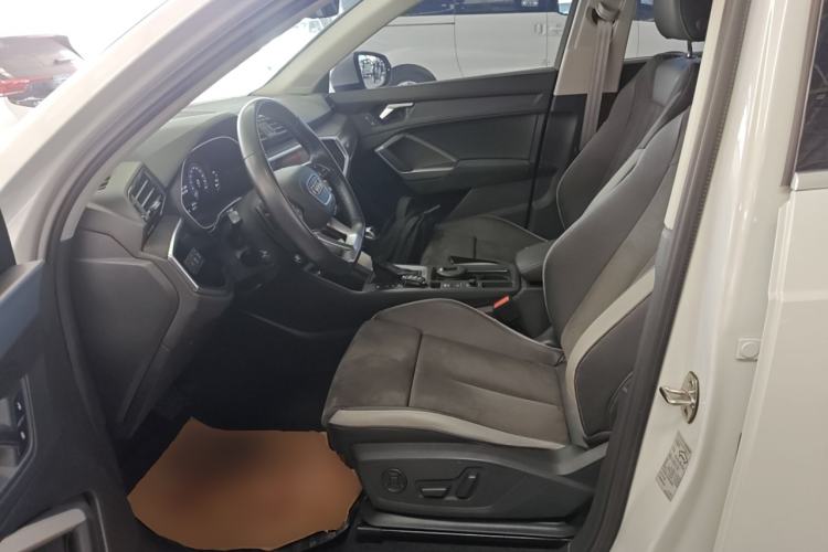 Used Audi Q3 2021 35 TFSI Fashion Dynamic Model
