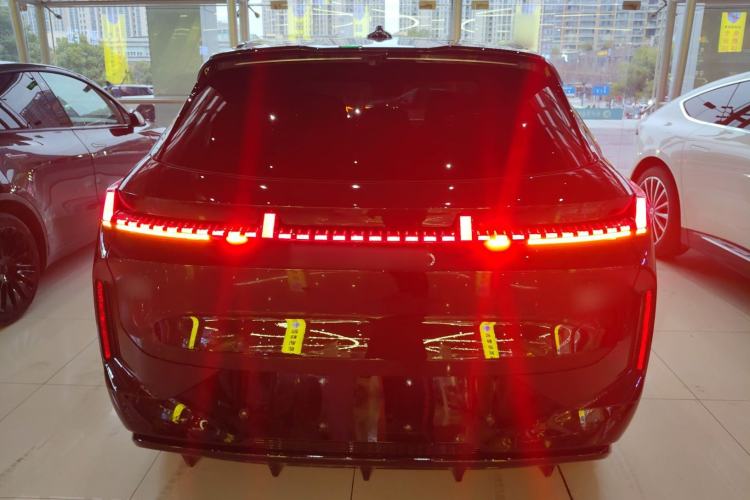 Used Lynk & Co 08 EM-P 2025 245km Ultra-Long Range Halo