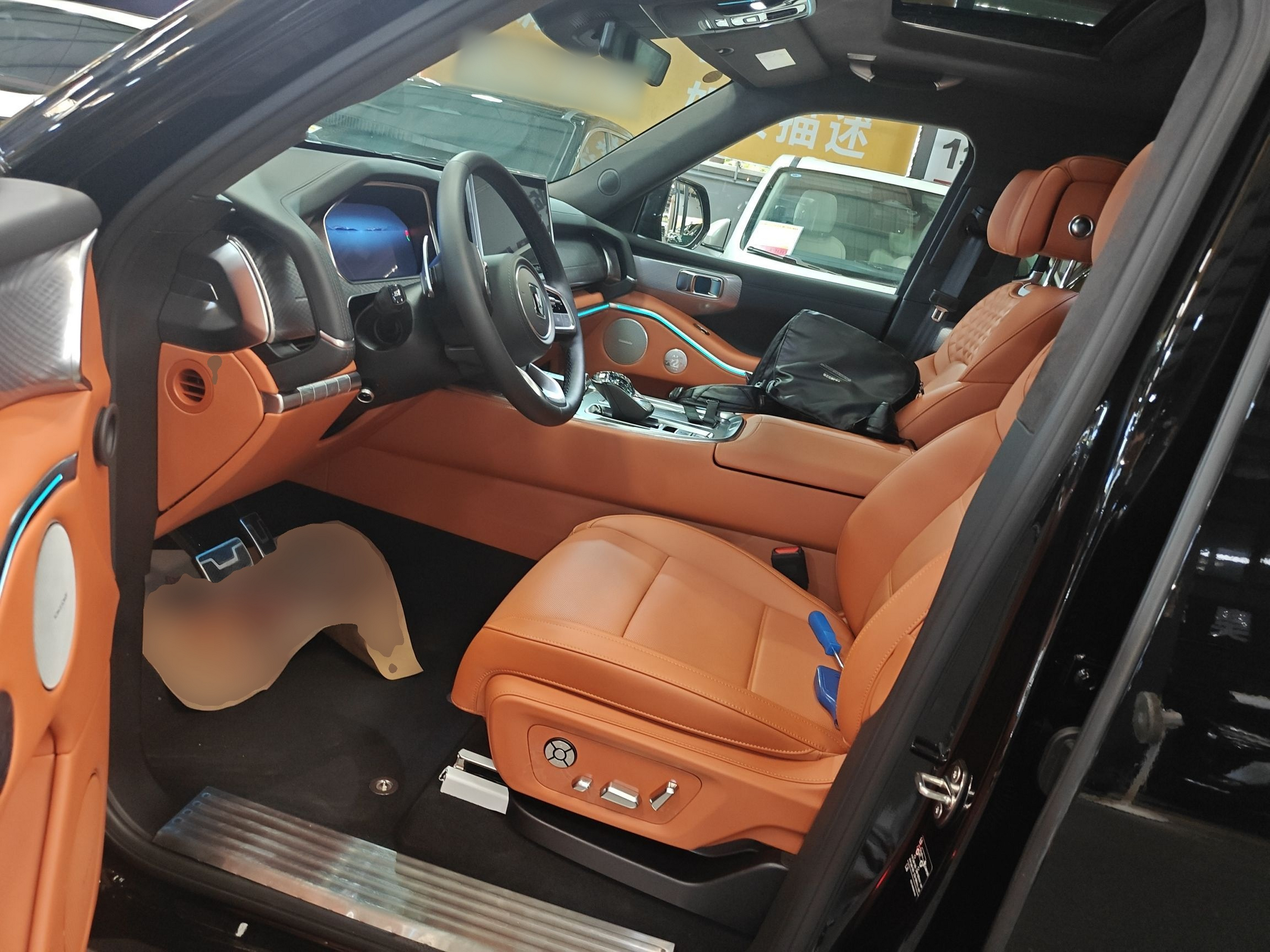 المقاعد الأمامية داخل السيارة