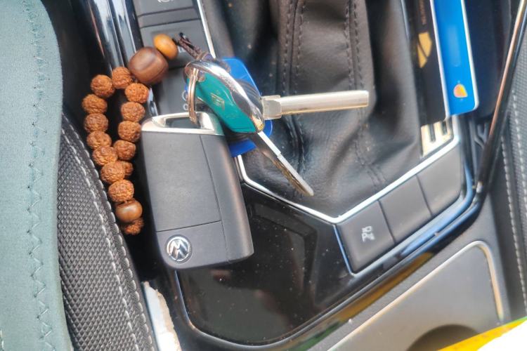 Used Volkswagen Tayron 2023 330TSI Two-Wheel-Drive R-Line High-Energy Version
