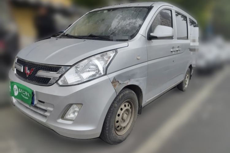Used Wuling Rongguang V 2015 1.2L Base Version