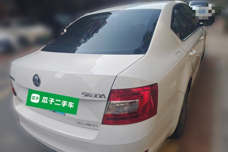 Used Skoda Octavia 2015 1.6L Automatic Yijie Edition
