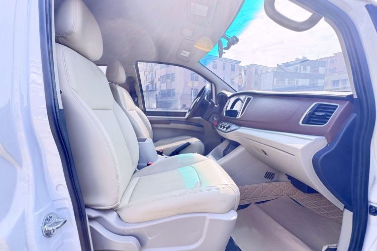 Used FORTHING Lingzhi M5 2019 Comfort Model 7 Seats