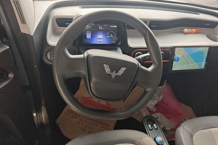 Used Wuling Hongguang MINIEV 2022 Macaron Premium Model – Lithium Ternary Battery
