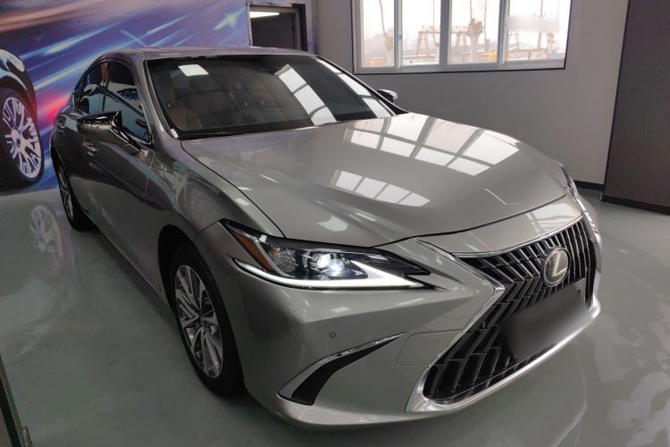 Used Lexus ES 2022 200 Excellence Edition
