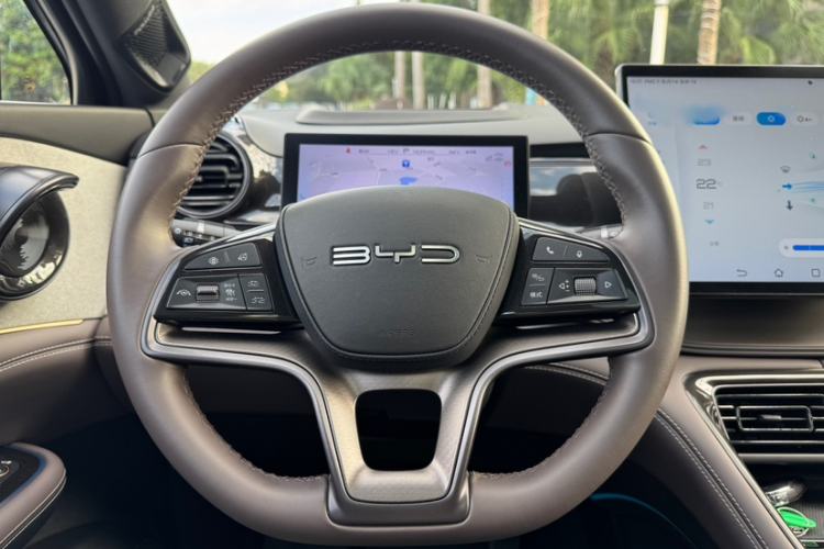 Used BYD Frigate 07 2023 DM-i 100KM Flagship Model
