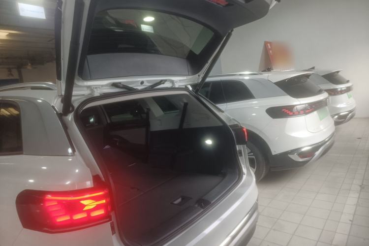 Used Volkswagen ID.6 CROZZ 2022 Long-Range PRO Edition