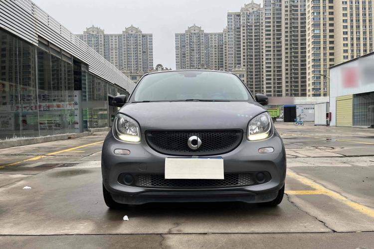 Used  forfour 2016 1.0L 52 kW Passion Edition