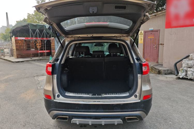 Used Changan CS75 2016 1.8T Automatic Elite Model China V Standard
