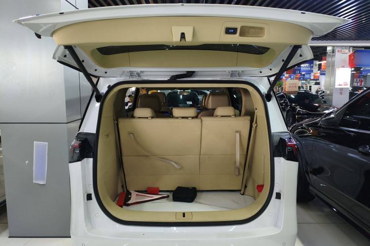 Used Buick GL8 New Energy 2025 Lushang First-Drive Edition 7-Seater
